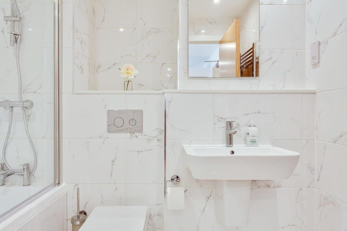 Modern And Stylish 1Bed Flat Centrally Located เบอร์มิงแฮม ภายนอก รูปภาพ